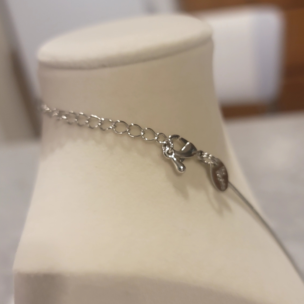 Chic Silver Chain Cross - Picture 2 of 3
